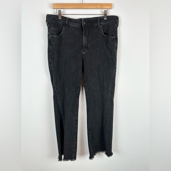 Pilcro Anthropologie High Rise Flare Black Jeans Front Seam Raw Hem 32 - Picture 6 of 15